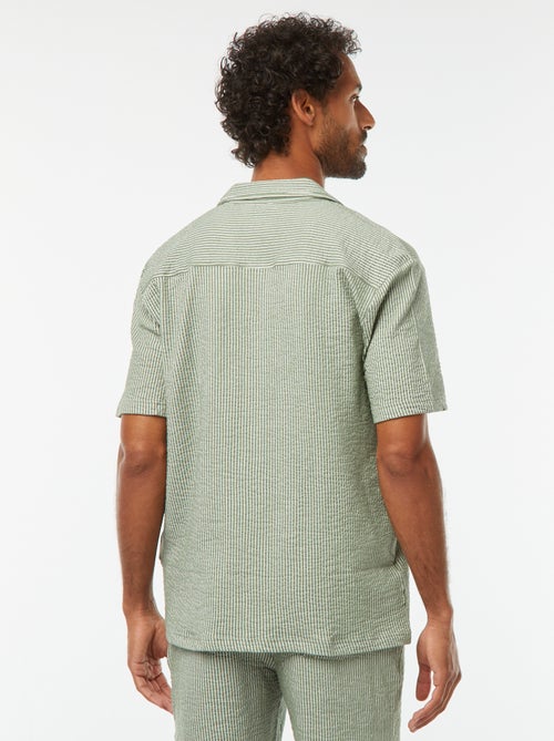 Camisa
 de manga curta em material tipo crepe - Kiabi