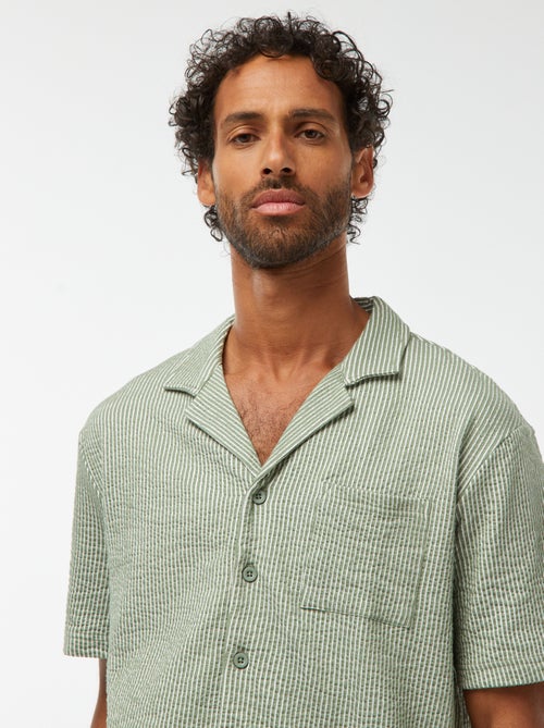 Camisa
 de manga curta em material tipo crepe - Kiabi