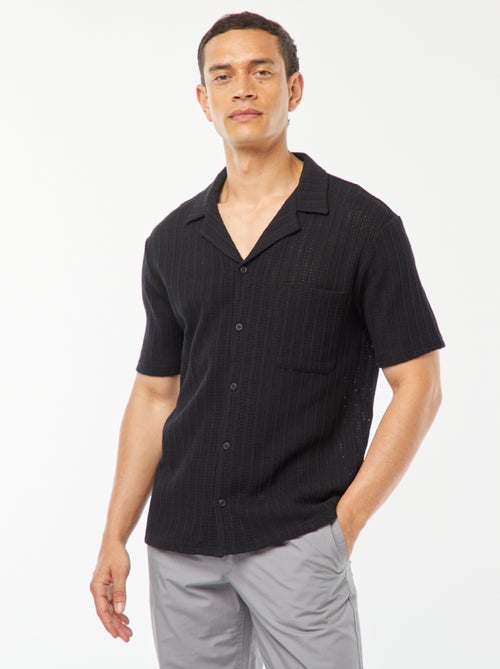 Camisa de manga curta em tecido ajurado - Kiabi