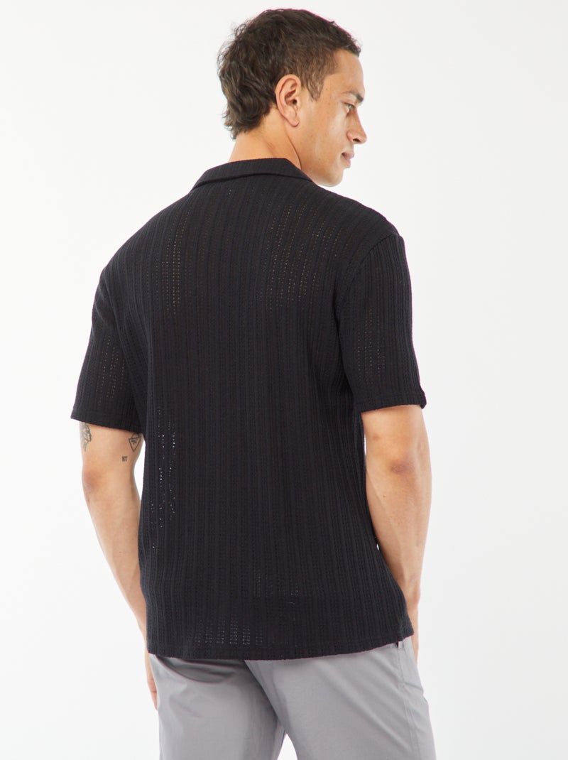 Camisa de manga curta em tecido ajurado Preto - Kiabi