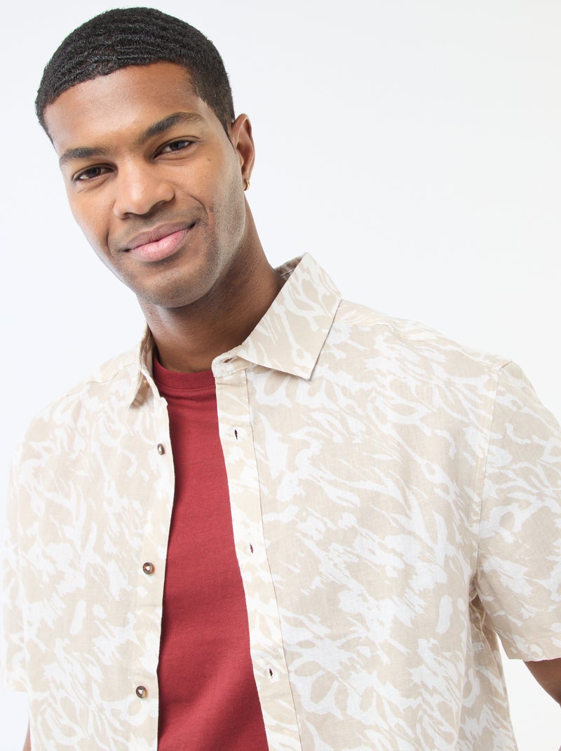 Camisa de manga curta leve com padrão Bege - Kiabi