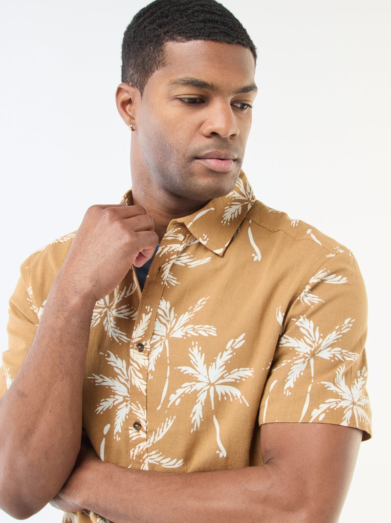 Camisa de manga curta leve com padrão Castanho - Kiabi
