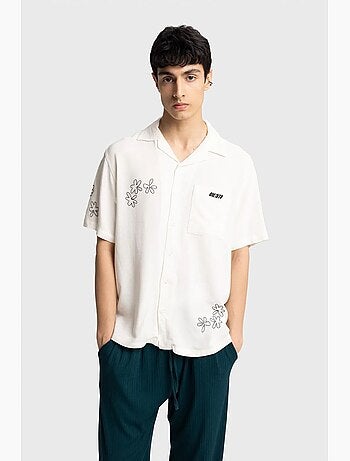 Camisa de mangas curtas bordada em popelina de algodão giesto