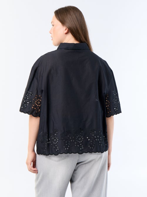 Camisa de mangas curtas com bordado vazado - Kiabi Camisa de mangas curtas com bordado vazado - Kiabi