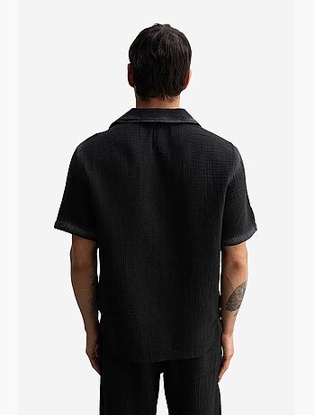 Camisa de mangas curtas texturada em algodão giesto