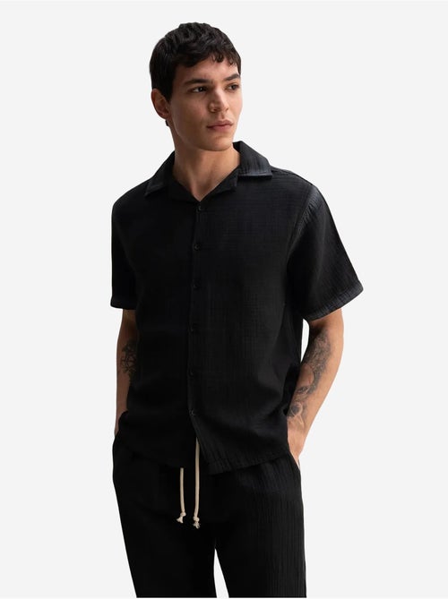 Camisa de mangas curtas texturada em algodão giesto - Kiabi Camisa de mangas curtas texturada em algodão giesto - Kiabi