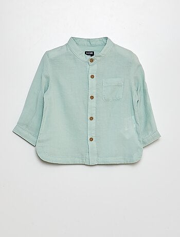 Camisa de material leve com gola mao