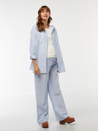 Camisa de maternidade às riscas