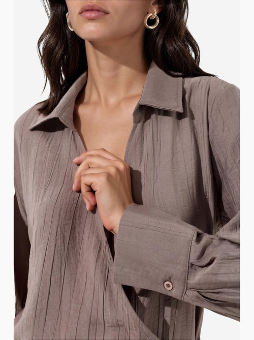 Camisa de poliéster feminina busem - Kiabi Camisa de poliéster feminina busem - Kiabi