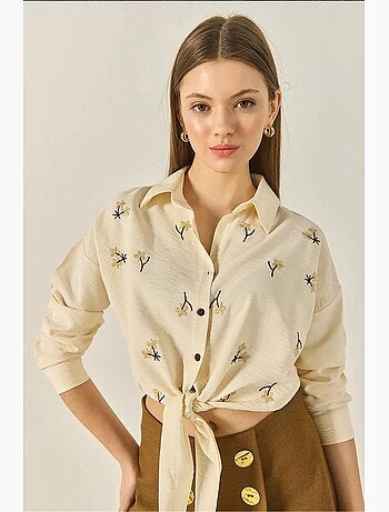 Camisa de popelina bordada com fecho de botões lucci