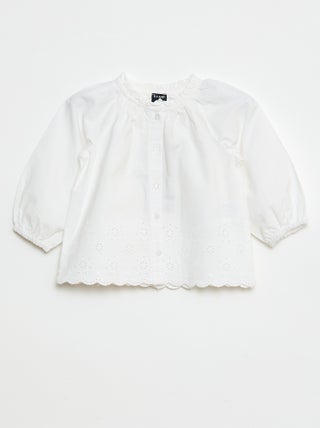 Camisa de popelina com bordados e gola com folhos