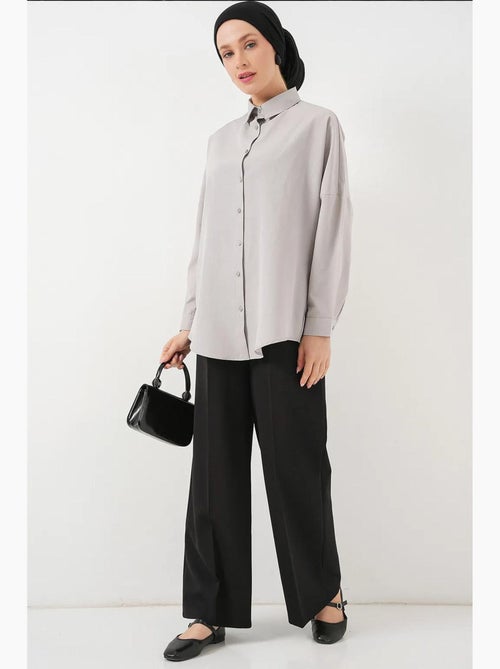 Camisa de popelina relaxed fit com fecho de botões bdart - Kiabi Camisa de popelina relaxed fit com fecho de botões bdart - Kiabi