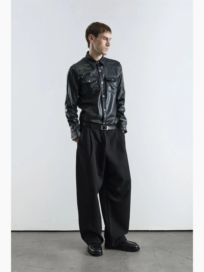 Camisa em pele sintética com botões e bolso giesto Preto - Kiabi