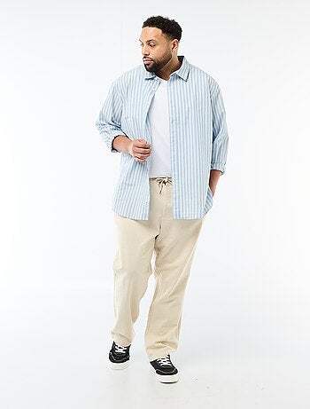 Camisa em popelina às riscas