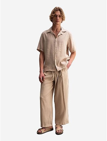 Camisa em tecido de mangas curtas de corte descontraído com detalhe de laço giesto