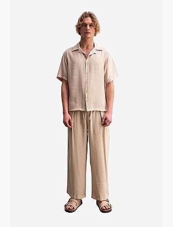 Camisa em tecido de mangas curtas de corte descontraído com detalhe de laço giesto