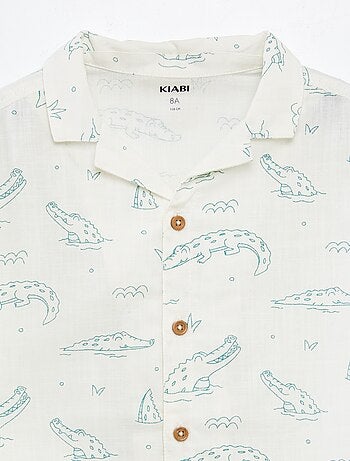 Camisa estampada de manga curta e gola de pijama