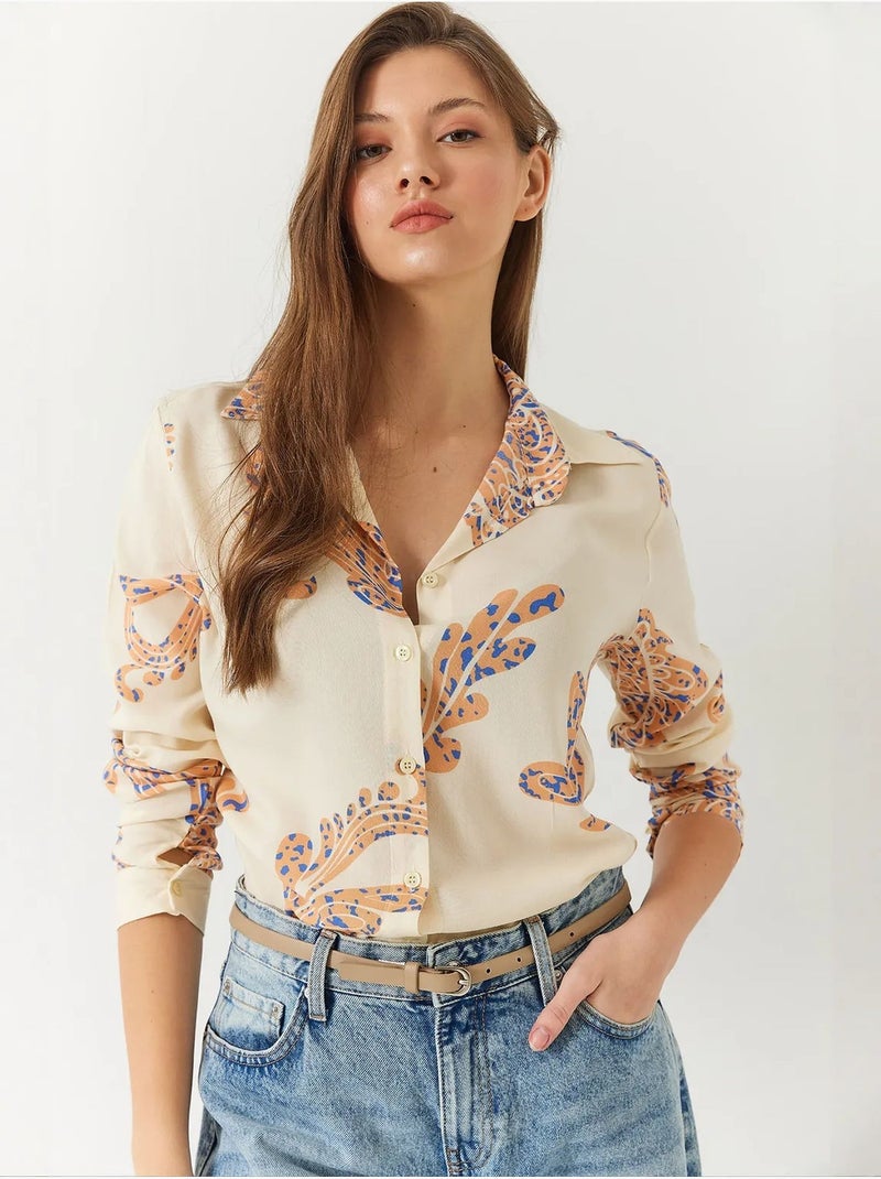 Camisa feminina acinturada lucci Creme - Kiabi