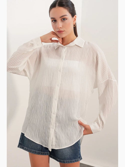Camisa feminina bdart - Kiabi Camisa feminina bdart - Kiabi
