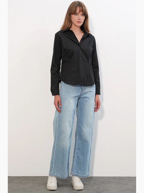 Camisa feminina bdart - Kiabi Camisa feminina bdart - Kiabi