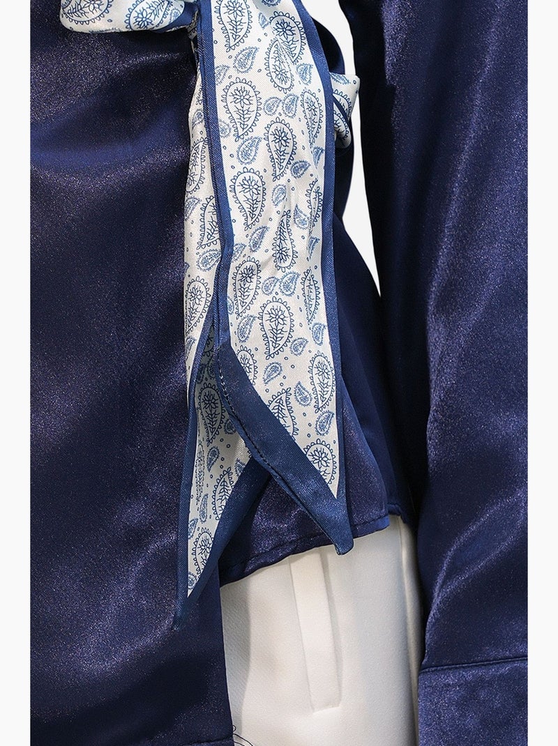 Camisa feminina de cetim com amarração frontal bdart Azul-marinho - Kiabi