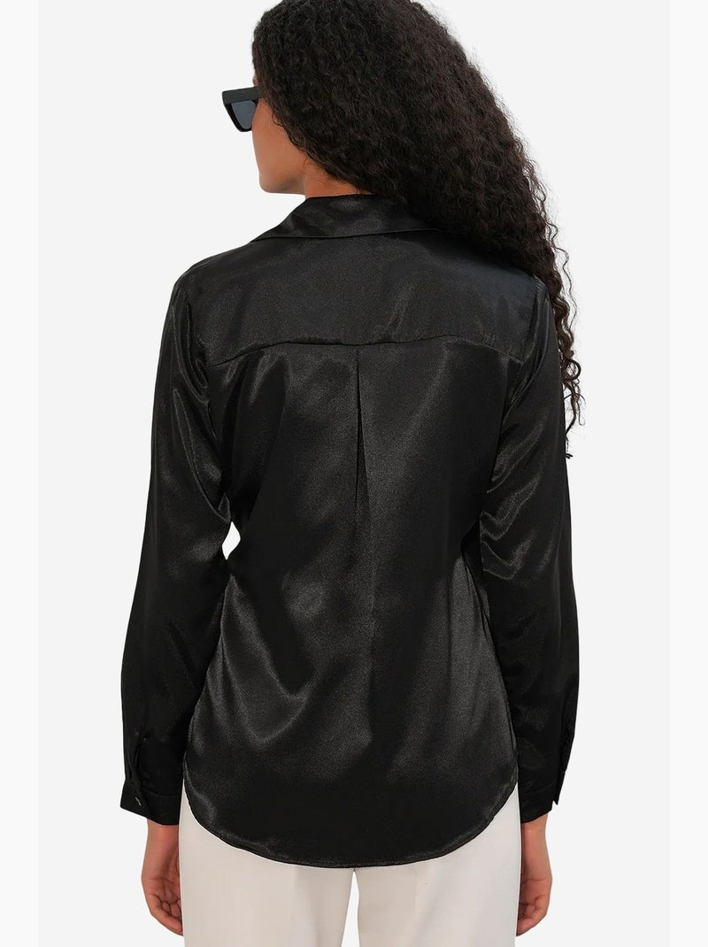 Camisa feminina de cetim com amarração frontal bdart Preto - Kiabi