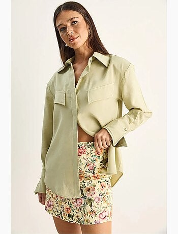 Camisa feminina de crepe tecido com corte regular lucci