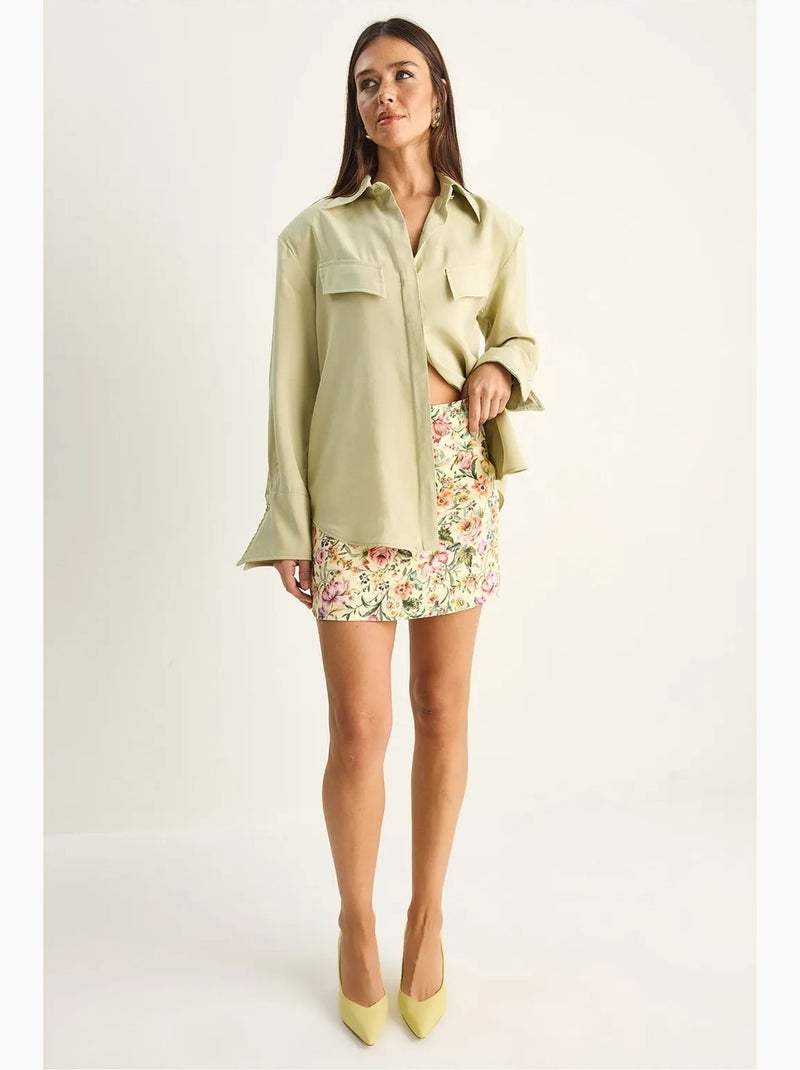 Camisa feminina de crepe tecido com corte regular lucci Verde menta - Kiabi