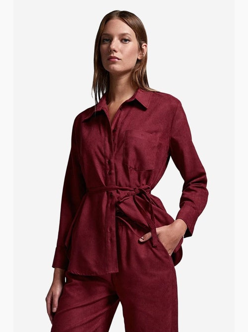 Camisa feminina de poliéster e viscose dilvin - Kiabi Camisa feminina de poliéster e viscose dilvin - Kiabi