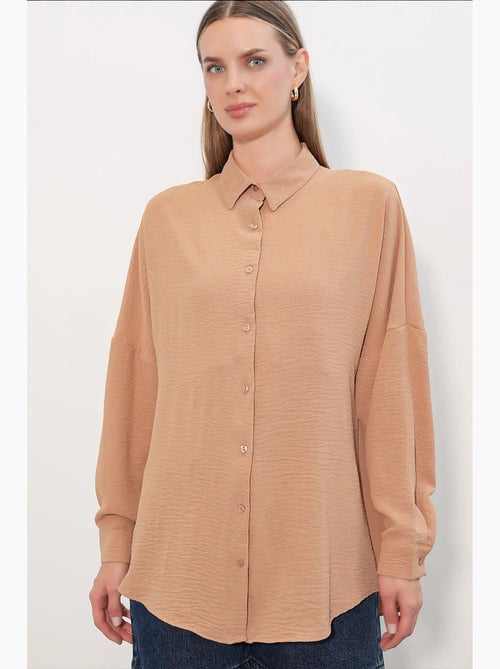 Camisa feminina de poliéster elástico bdart - Kiabi Camisa feminina de poliéster elástico bdart - Kiabi