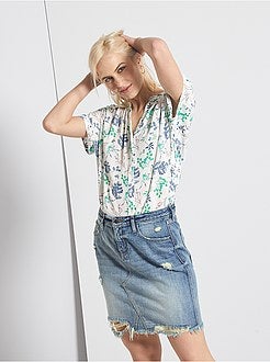Camisa florida em viscose - Kiabi