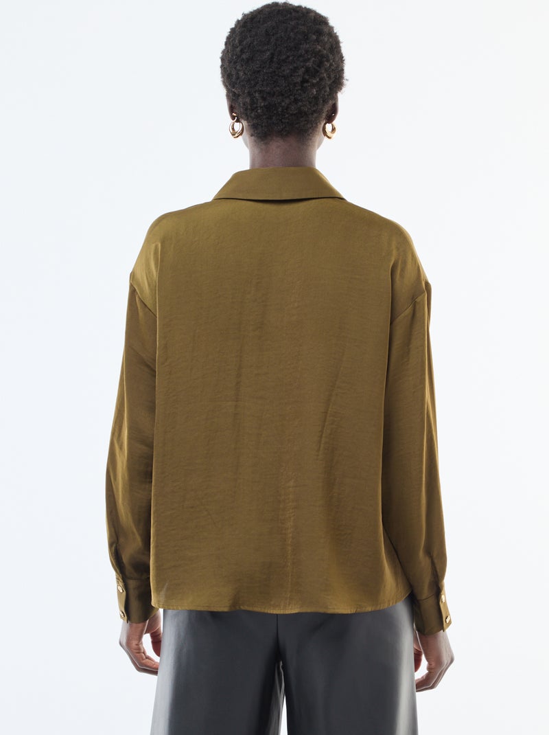 Camisa fluida acetinada com botões dourados Verde - Kiabi