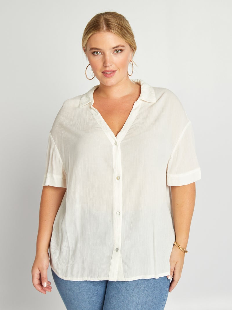 Camisa fluida com gola em bico Branco - Kiabi
