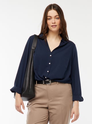 Camisa fluida em malha crepe