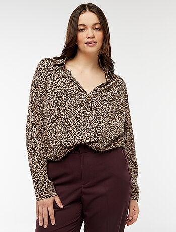 Camisa fluida em malha crepe