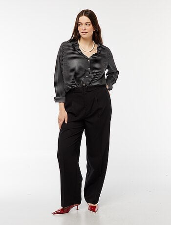 Camisa fluida em malha crepe