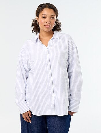 Camisa fluida oxford às riscas