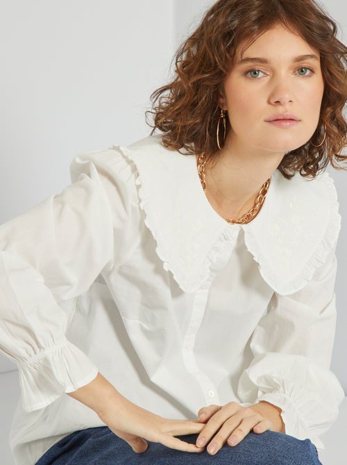 Camisa gola claudine bordada - Kiabi