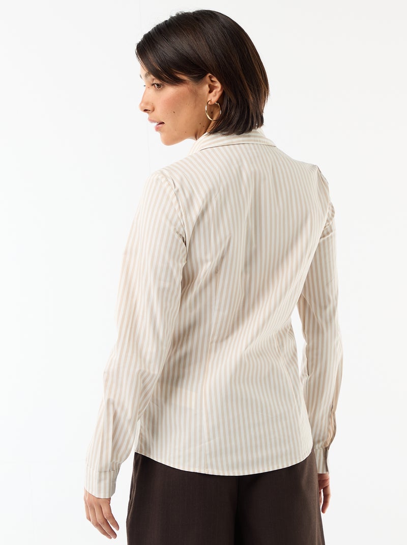 Camisa justa com colarinho italiano Bege - Kiabi