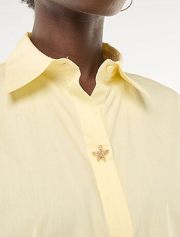 Camisa larga com botões de estrelas