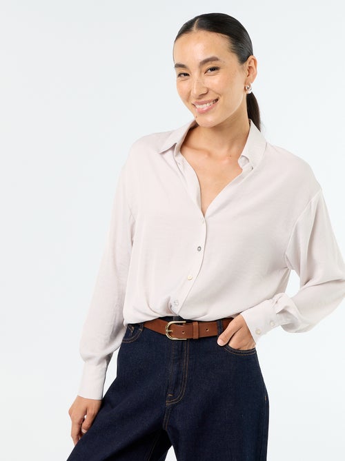 Camisa lisa acetinada - Kiabi Camisa lisa acetinada - Kiabi