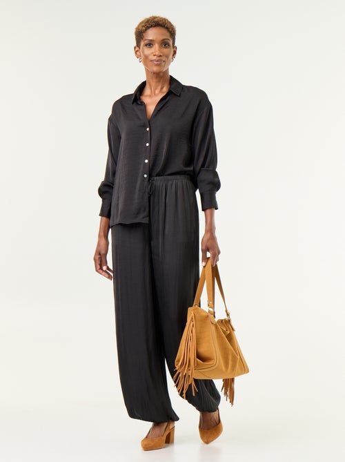 Camisa lisa acetinada - Kiabi Camisa lisa acetinada - Kiabi