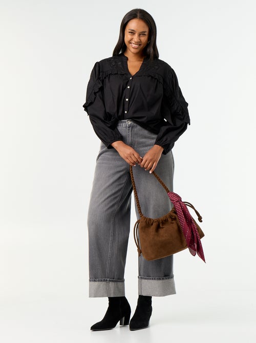 Camisa lisa com folhos - Kiabi Camisa lisa com folhos - Kiabi