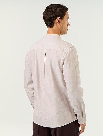 Camisa lisa com gola mao