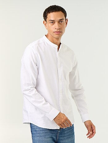 Camisa lisa com gola mao