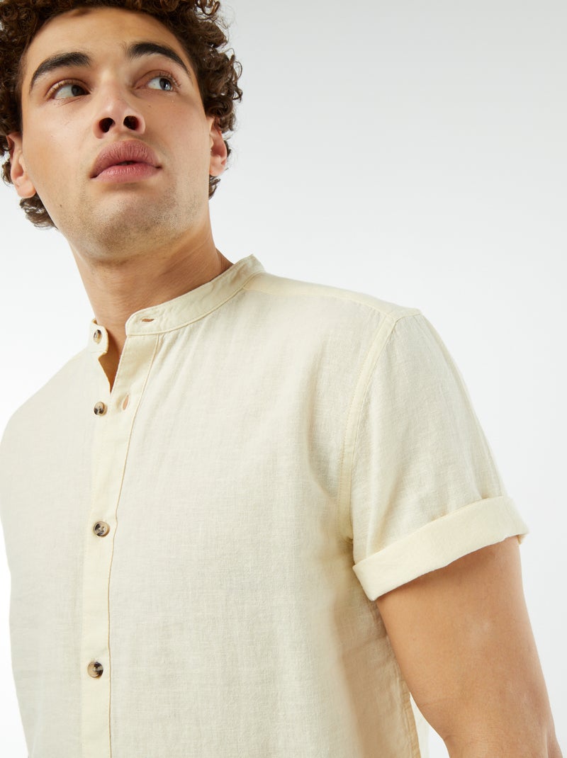 Camisa lisa de manga curta com gola mao AMARELO - Kiabi