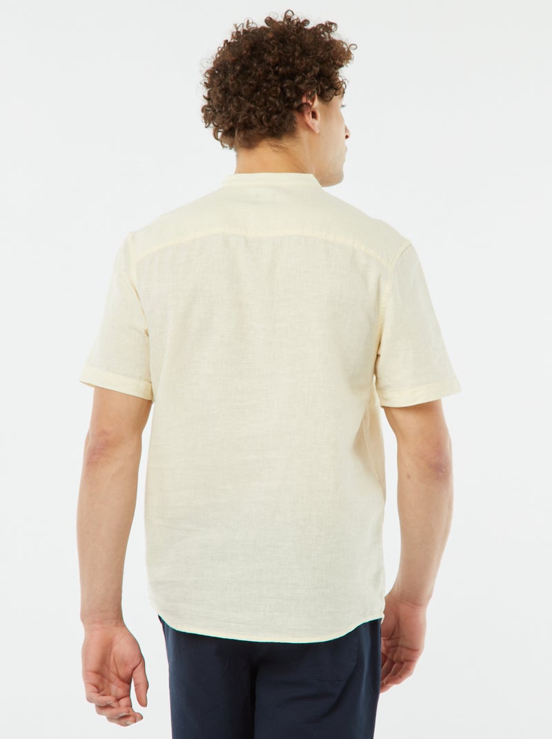 Camisa lisa de manga curta com gola mao AMARELO - Kiabi