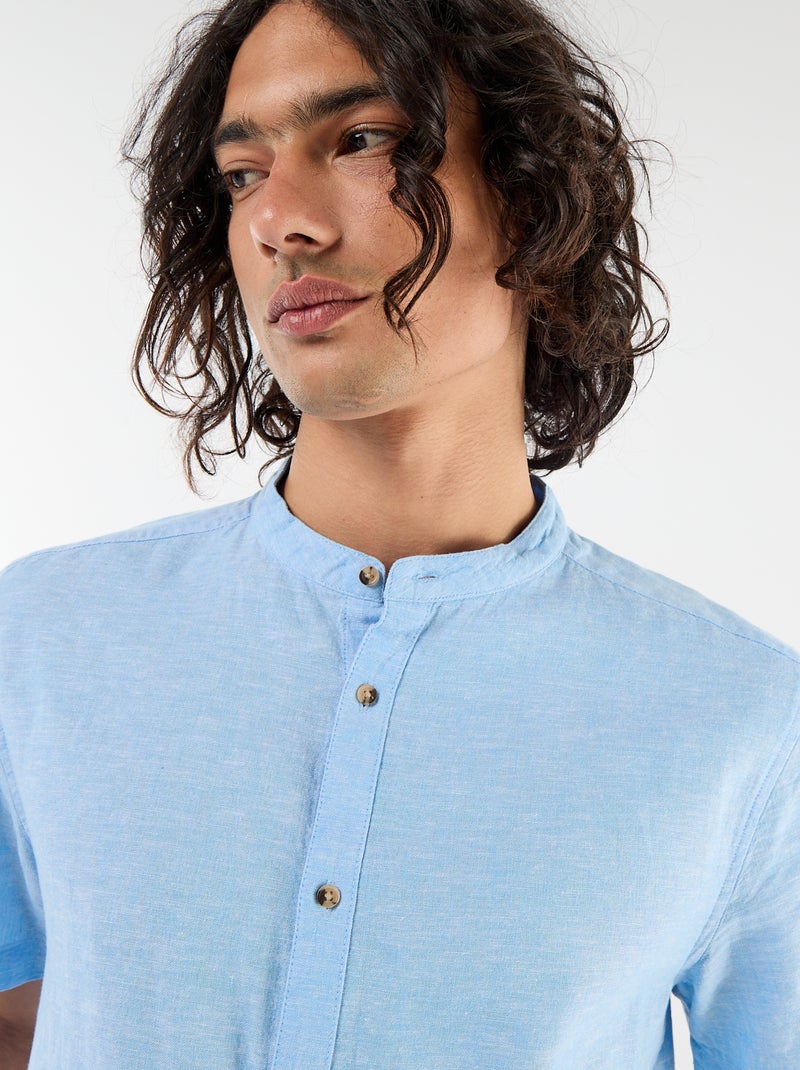 Camisa lisa de manga curta e gola mao em linho misto Azul - Kiabi