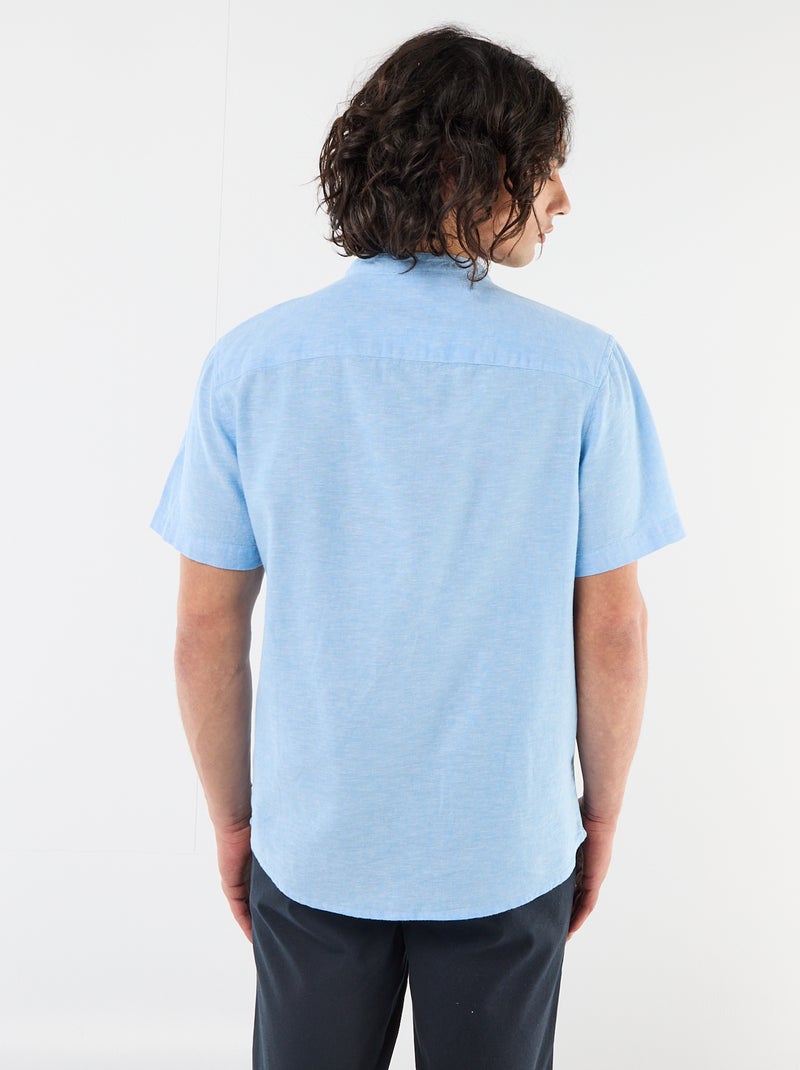 Camisa lisa de manga curta e gola mao em linho misto Azul - Kiabi