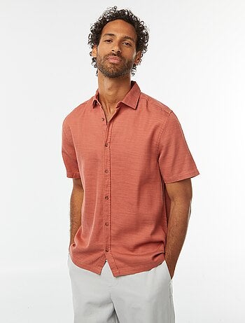 Camisa lisa de manga curta